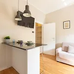 Easytopstay - Porta Romana Lovely Apartamento *