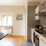 Easytopstay - Porta Romana Lovely * Milán