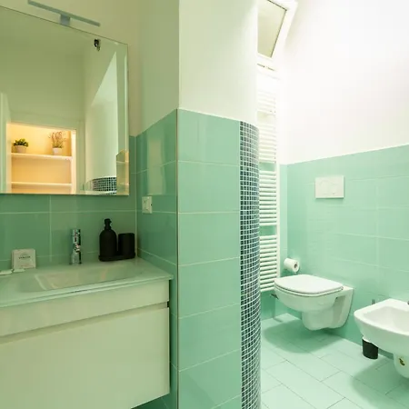 Easytopstay - Porta Romana Lovely דירה